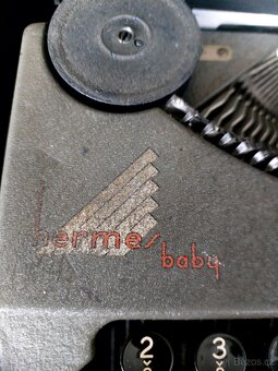 Starý psací stroj - 4