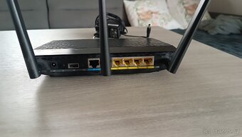 Router ASUS N18U - 4