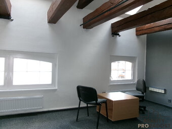 Pronájem kanceláře s galerií 36m2 blízko centra Brna - 4