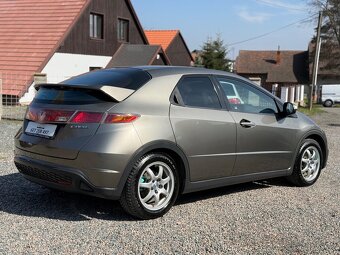 Honda Civic 1.4i 61kw klima-DVD-2006 super stav - 4