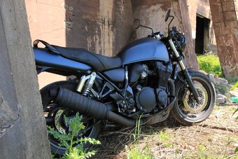 Suzuki Inazuma GSX 1200 - 4