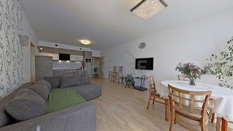 Prodej bytu 3+kk/L (94 m2) s parkovacím stáním - Praha - Lib - 4