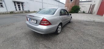 Mercedes-Benz C180 Kompressor 105kw - 4