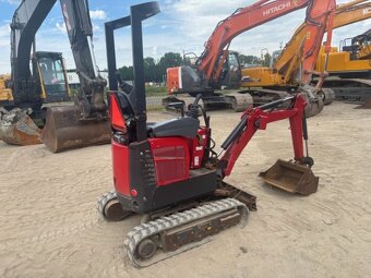 BAGR BOBCAT E10 - 4