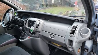 Renault Trafik 2.0 - 4