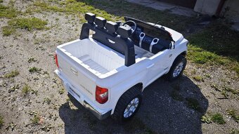 Dětské elektrické autíčko Toyota Tundra 12V - 4