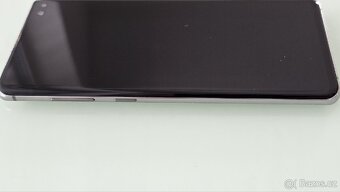 Samsung Galaxy S10+ - 4