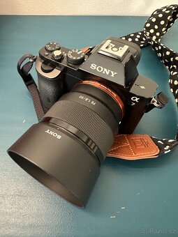 Sony A7 + 50mm f/1.8 + příslušenství - 4