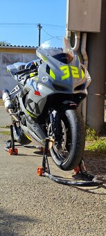 Suzuki GSX-R 750 okruhovka 2010 - 4