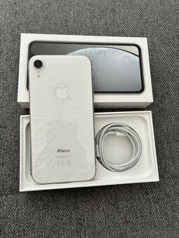 iPhone XR 64GB - 4