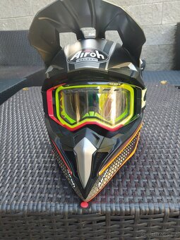 Prodám přilbu Airoh S - 4