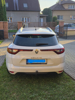 Renault Megane IV Grandtour Limited 1,5 Blue dCi - 4