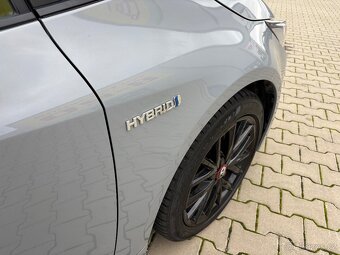 Toyota Corolla Touring Sports 1.8 Hybrid/GR/ČR/záruka/46 tkm - 4