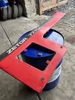 Kapotáž Zetor 6211-7745 - 4