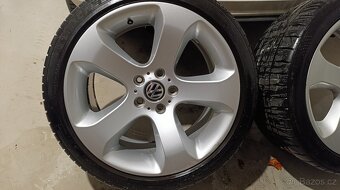 Kola BMW Styling 132 R19 - 4