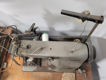 Průmyslový šici  stroj Minerva - 4