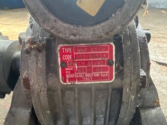 Motor s převodovkou - 4