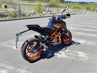 KTM Duke 125 r.v.2022 ABS doprava zdarma,české SPZ - 4