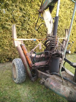 Nakladač unhz500 funkční - 4
