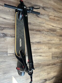 Elektrická koloběžka VeGA VIRON XL-700pro - 4
