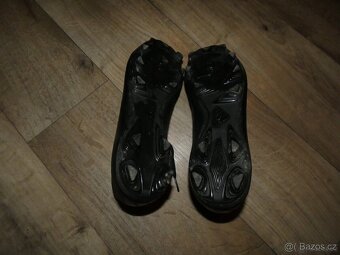 Kopačky Adidas PREDATOR, vel 40 - 4