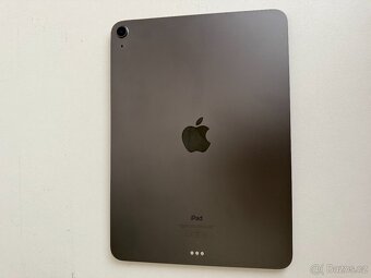 Apple iPad Air 4. gen s bohatým příslušenstvím - 4