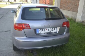 Audi A3 sportback 1,6 85kw benzin ,webasto - 4