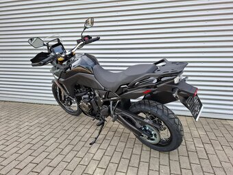 Suzuki V-Strom 800DE - 4