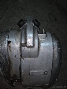 Prodám motor Jawa 250 typ 353 - 4