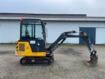 Bobcat 320 - 4