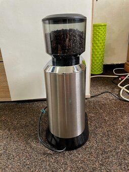 Mlýnek DeLonghi KG521.M - 4