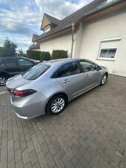 Toyota Corolla 2023 | 1.5L Benzín | 92 kW | 21 043 km | Aut - 4