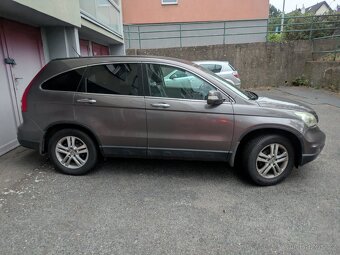Honda CR-V (2,2; 110kw; diesel; 4x4; Executive výbava; 2011) - 4