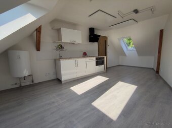 Pronajmu nový, podkrovní byt 1+kk v Mimoni, ul. Lužická 105 - 4
