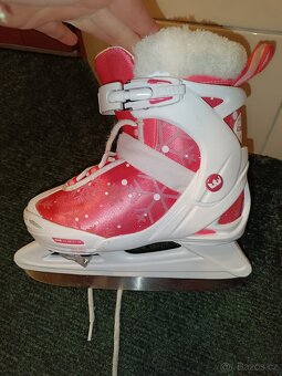 Prodám dívčí lední brusle - 4