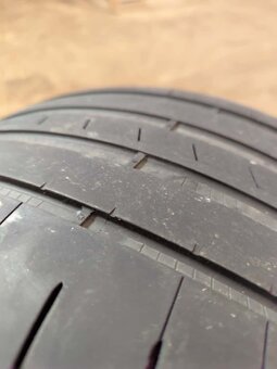 2x Použité Letní Pneu Goodyear 275/35R19 - 4