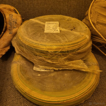 CYA kabely + 4x0.6mm2 - 4