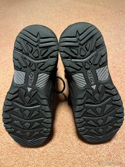 zimní boty Keen vel. 36 - 4