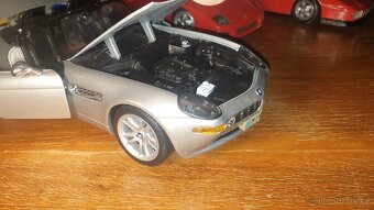 Prodám BMW Z8 1:18 - 4