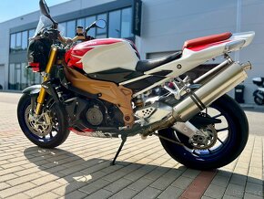 Aprilia Tuono 1000 R Factory - 4