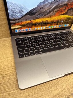 Apple MacBook Pro 2017 13"- Core i5 2,3GHz, 128GB SSD, 8GB - 4