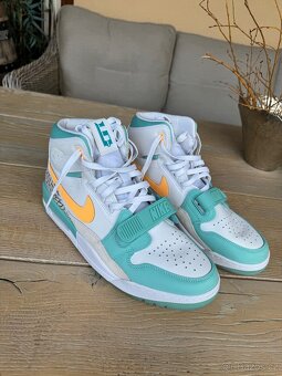 Boty - Air Jordan legacy - 4