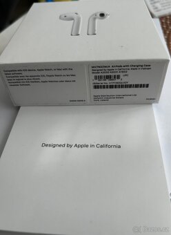 Apple AirPods (2. generace) - 4