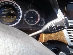 Mercedes E 250 4 Matic - 4