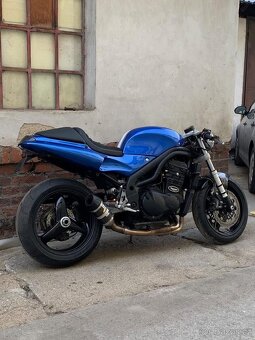 Triumph speed triple - 4
