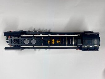 Model parní lokomotivy s tendrem - kopie LEGO City (Mouldkin - 4