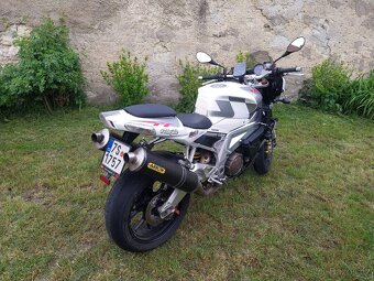 Prodám Aprili Tuono gen2 - 4