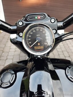 Harley Davidson - 4