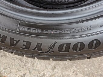 225/55 r18 zánovní zimní 8 mm 2023 - 4