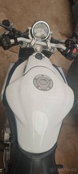 Yamaha MT 01, rok 2006 - 4